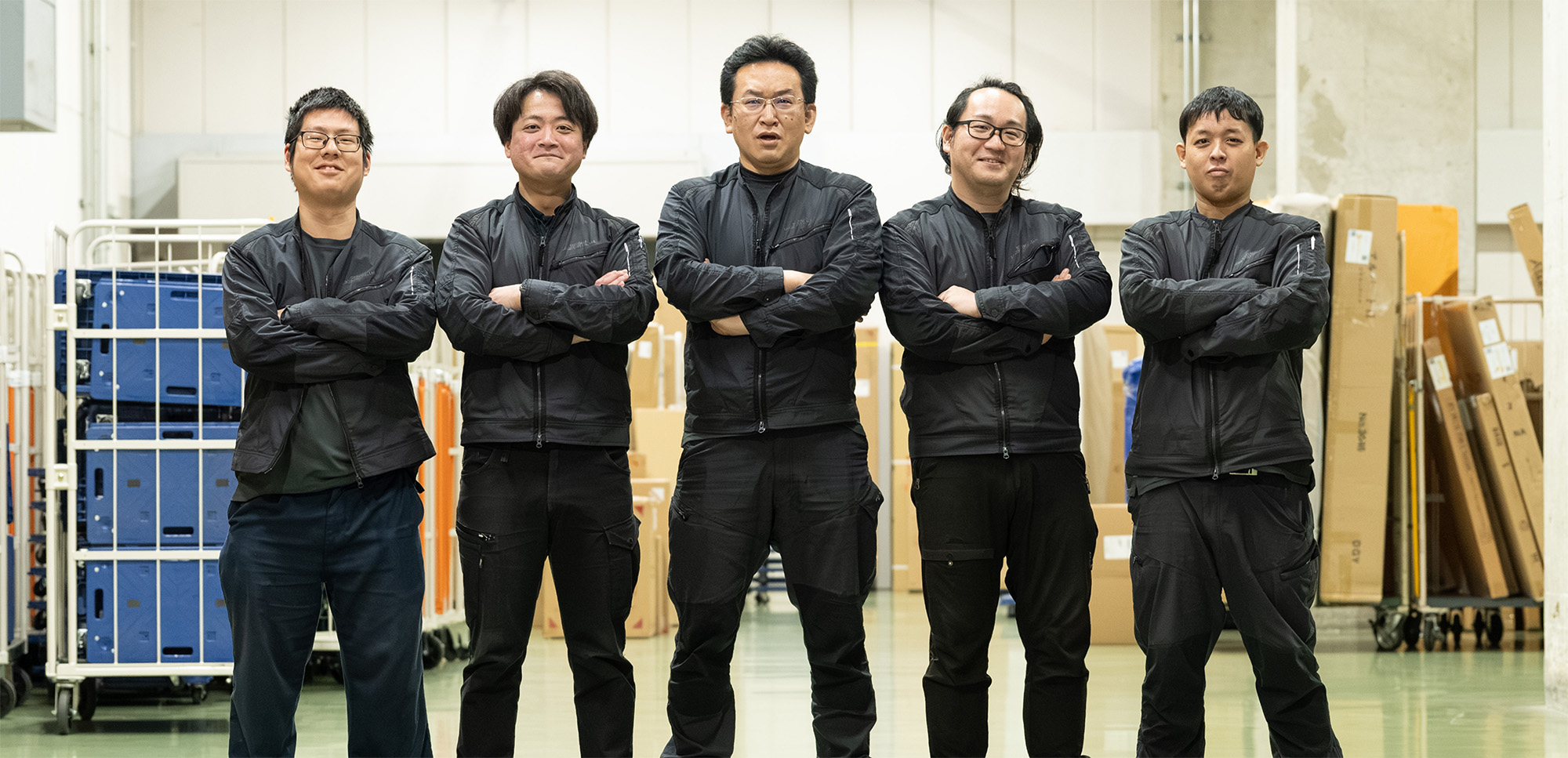 [写真]従業員集合写真